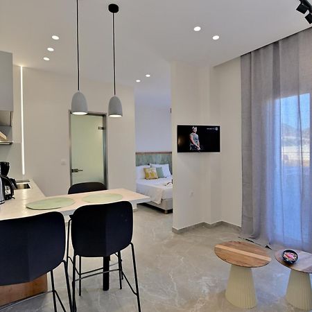 Morpheas Rooms Палеохора Экстерьер фото