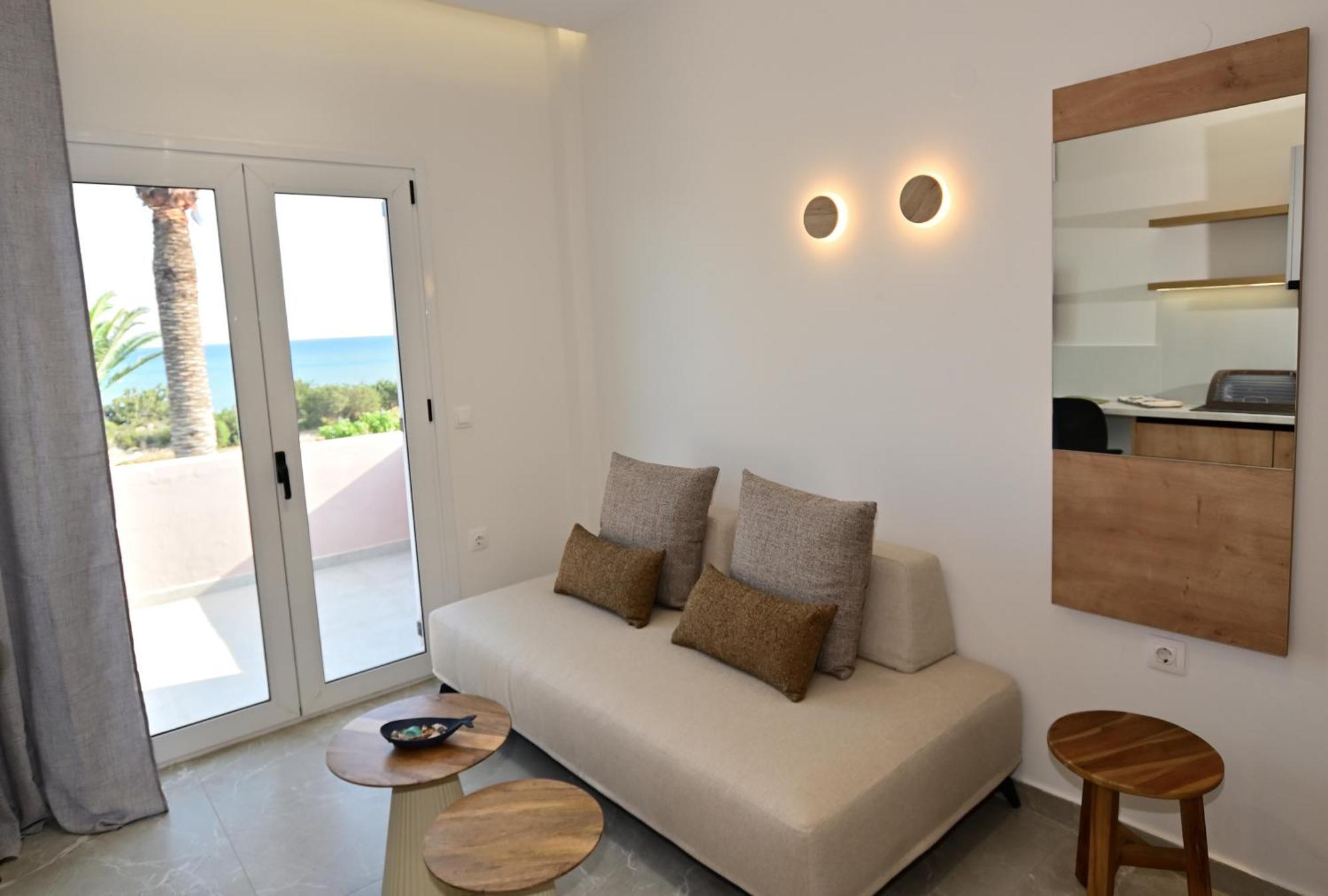 Morpheas Rooms Палеохора Экстерьер фото